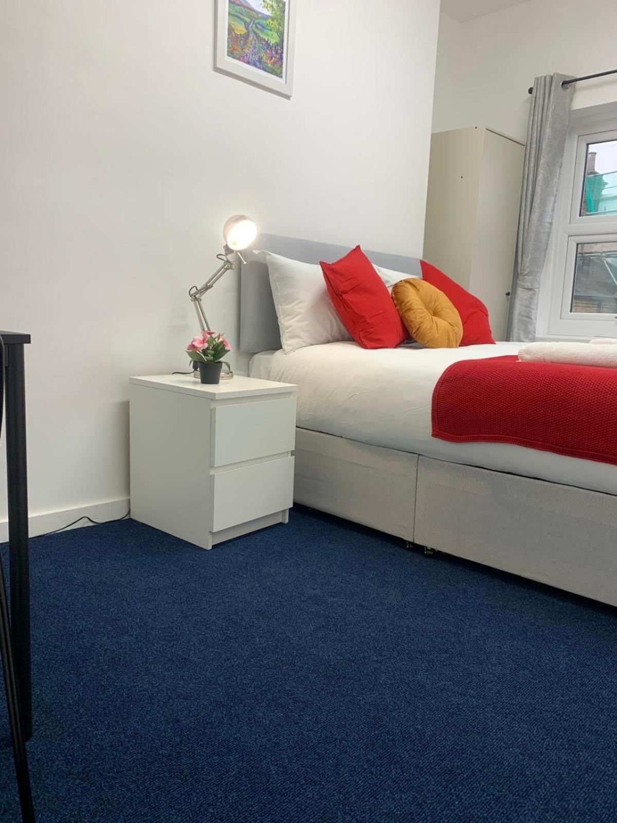ロンドン Tea Revolution Bed & Breakfast エクステリア 写真